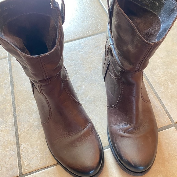 TARA M boots - Picture 6 of 7